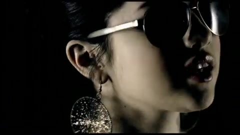 Selena Gomez & The Scene - Naturally 480