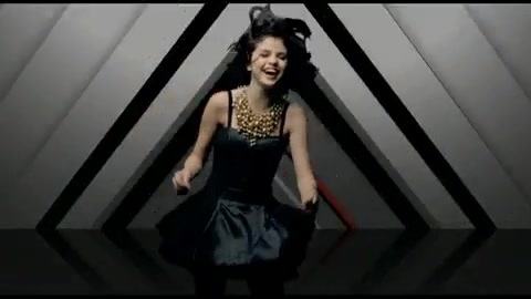Selena Gomez & The Scene - Naturally 485