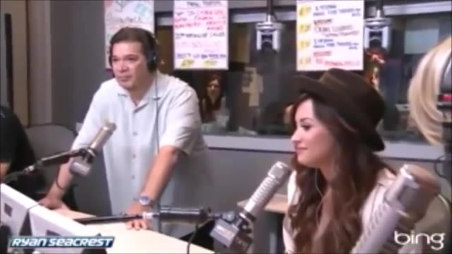 Demi Lovato\'s Interview with Ryan Seacrest -Skyscraper premier [Full] 3003 - Demilu Interview with Ryan Seacrest -Skyscraper premier Part oo6