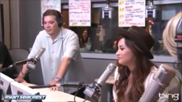 Demi Lovato\'s Interview with Ryan Seacrest -Skyscraper premier [Full] 3004 - Demilu Interview with Ryan Seacrest -Skyscraper premier Part oo6