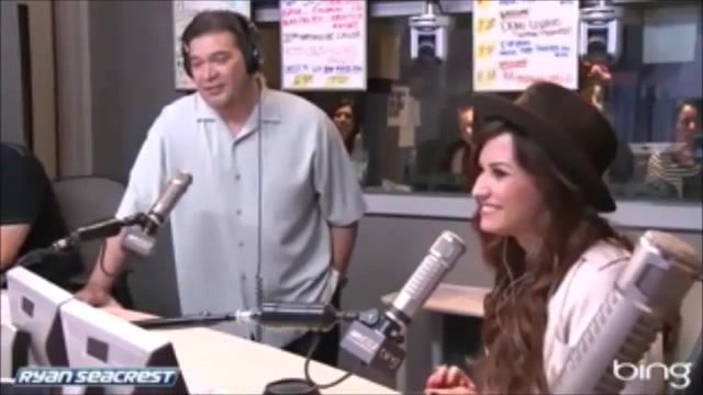 Demi Lovato\'s Interview with Ryan Seacrest -Skyscraper premier [Full] 3070 - Demilu Interview with Ryan Seacrest -Skyscraper premier Part oo6