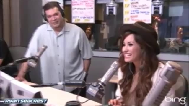 Demi Lovato\'s Interview with Ryan Seacrest -Skyscraper premier [Full] 3075 - Demilu Interview with Ryan Seacrest -Skyscraper premier Part oo6