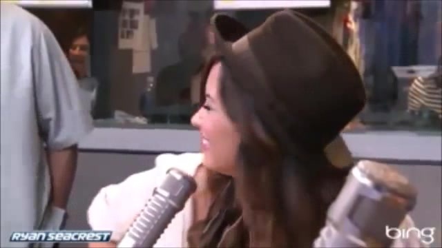 Demi Lovato\'s Interview with Ryan Seacrest -Skyscraper premier [Full] 3113 - Demilu Interview with Ryan Seacrest -Skyscraper premier Part oo6