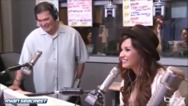 Demi Lovato\'s Interview with Ryan Seacrest -Skyscraper premier [Full] 3120 - Demilu Interview with Ryan Seacrest -Skyscraper premier Part oo6