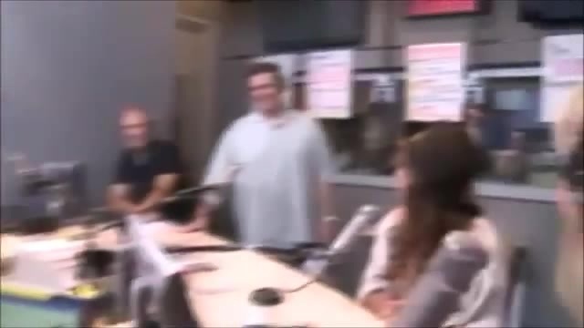 Demi Lovato\'s Interview with Ryan Seacrest -Skyscraper premier [Full] 3148 - Demilu Interview with Ryan Seacrest -Skyscraper premier Part oo6