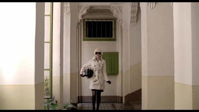 Selena Gomez & The Scene - Round & Round 115