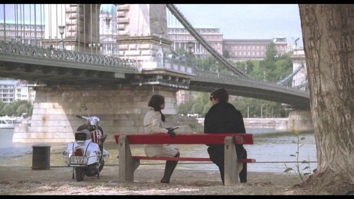 Selena Gomez & The Scene - Round & Round 144