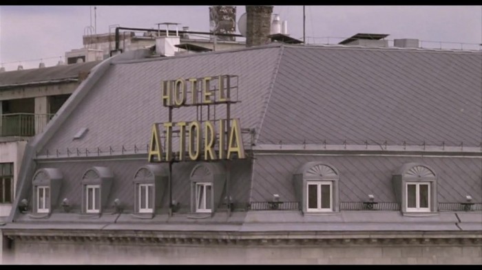 Selena Gomez & The Scene - Round & Round 181