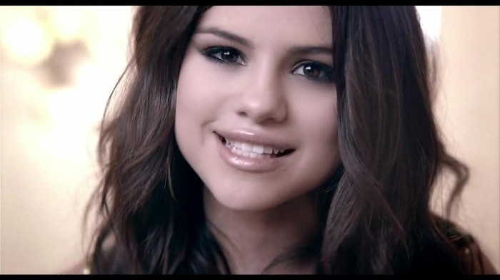 Selena Gomez & The Scene - Round & Round 276 - Selena Gomez and The Scene - Round and Round