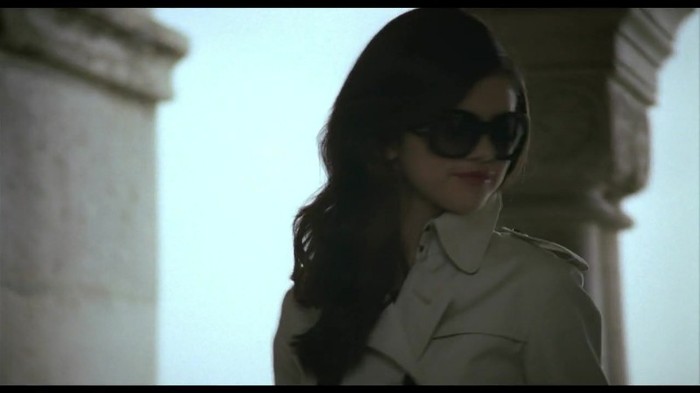 Selena Gomez & The Scene - Round & Round 361