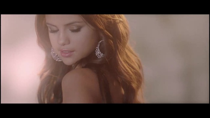 Selena Gomez & The Scene - Who Says 019 - Selena Gomez and The Scene - Who Says