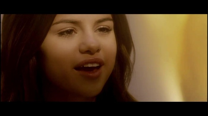 Selena Gomez & The Scene - Who Says 354