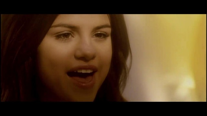 Selena Gomez & The Scene - Who Says 356