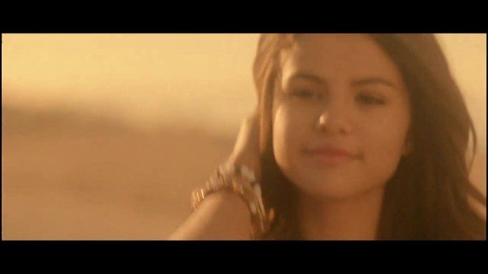 Selena Gomez & The Scene - Who Says 387