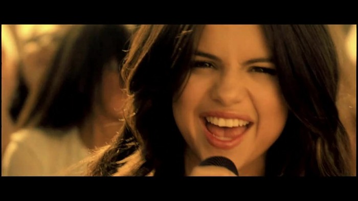 Selena Gomez & The Scene - Who Says 422 - Selena Gomez and The Scene - Who Says