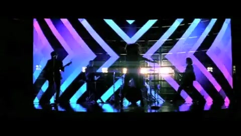 Selena Gomez and the Scene - Falling Down - Official Music V 080
