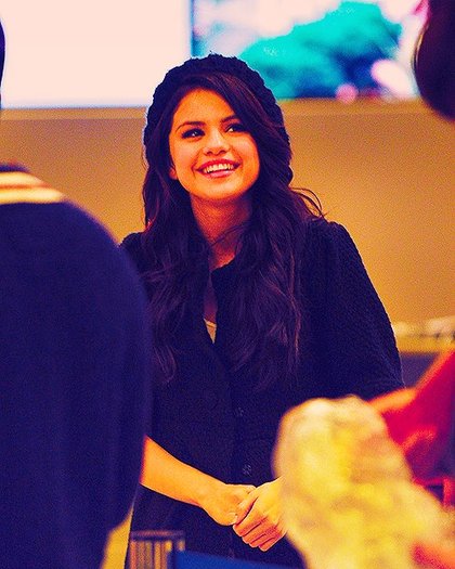 419118_297850326937310_488297706_n