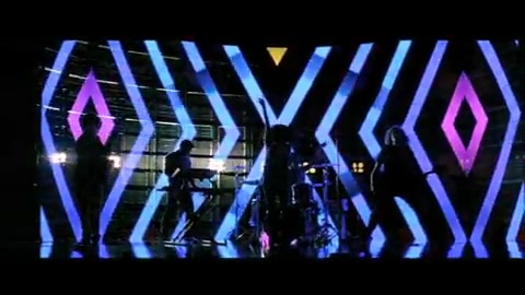 Selena Gomez and the Scene - Falling Down - Official Music V 325