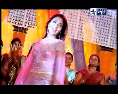 Sara Khan in Love [125]