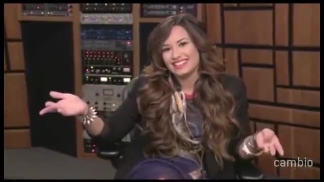 Live Chat w_ Demi Lovato 21 July 2011 Part 1 0029