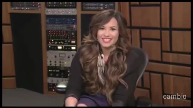 Live Chat w_ Demi Lovato 21 July 2011 Part 1 0064