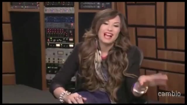 Live Chat w_ Demi Lovato 21 July 2011 Part 1 0086 - Demilush - Live Chat with Demi Lovato 21 July 2011