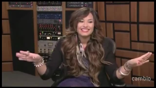 Live Chat w_ Demi Lovato 21 July 2011 Part 1 0106 Live Chat w_ Demi Lovato 21 July 2011 Part 1 0106