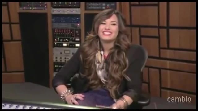 Live Chat w_ Demi Lovato 21 July 2011 Part 1 0527