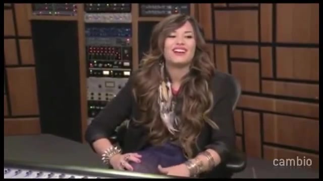 Live Chat w_ Demi Lovato 21 July 2011 Part 1 0529
