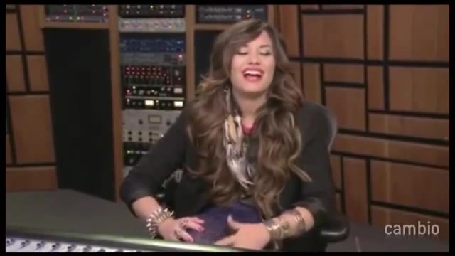 Live Chat w_ Demi Lovato 21 July 2011 Part 1 0530