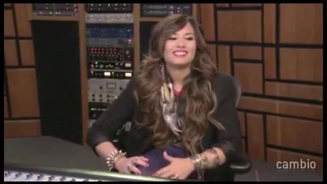 Live Chat w_ Demi Lovato 21 July 2011 Part 1 0531