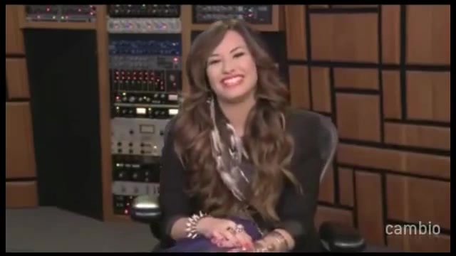 Live Chat w_ Demi Lovato 21 July 2011 Part 1 0114 Live Chat w_ Demi Lovato 21 July 2011 Part 1 0114
