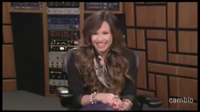 Live Chat w_ Demi Lovato 21 July 2011 Part 1 0116 Live Chat w_ Demi Lovato 21 July 2011 Part 1 0116