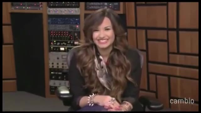 Live Chat w_ Demi Lovato 21 July 2011 Part 1 0117 Live Chat w_ Demi Lovato 21 July 2011 Part 1 0117