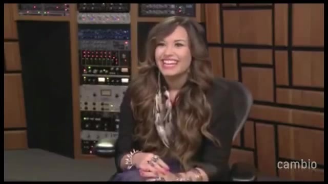 Live Chat w_ Demi Lovato 21 July 2011 Part 1 0119 Live Chat w_ Demi Lovato 21 July 2011 Part 1 0119