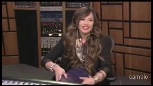 Live Chat w_ Demi Lovato 21 July 2011 Part 1 0538