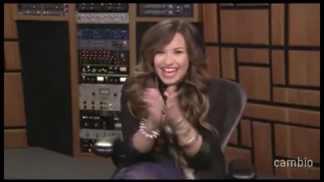 Live Chat w_ Demi Lovato 21 July 2011 Part 1 0121 Live Chat w_ Demi Lovato 21 July 2011 Part 1 0121