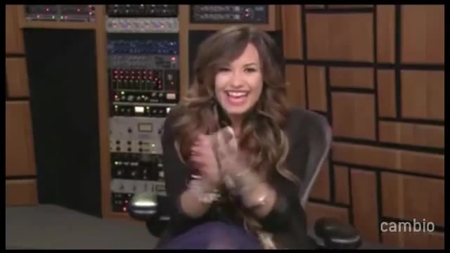 Live Chat w_ Demi Lovato 21 July 2011 Part 1 0122 Live Chat w_ Demi Lovato 21 July 2011 Part 1 0122