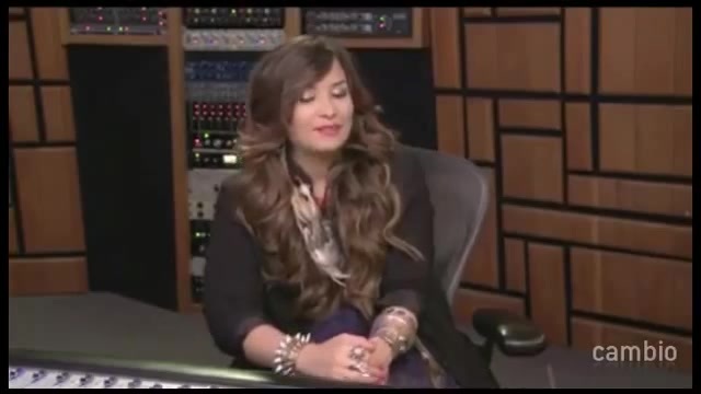 Live Chat w_ Demi Lovato 21 July 2011 Part 1 0554