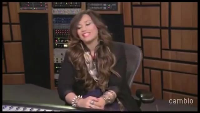 Live Chat w_ Demi Lovato 21 July 2011 Part 1 0555
