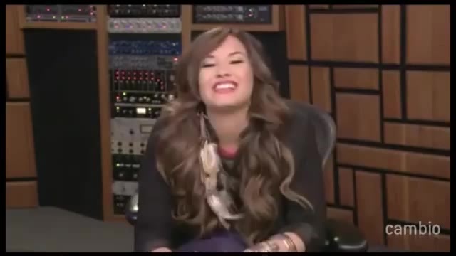 Live Chat w_ Demi Lovato 21 July 2011 Part 1 0139 - Demilush - Live Chat with Demi Lovato 21 July 2011