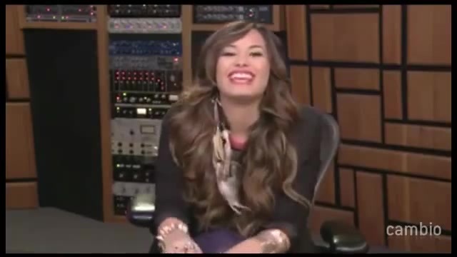 Live Chat w_ Demi Lovato 21 July 2011 Part 1 0142 - Demilush - Live Chat with Demi Lovato 21 July 2011