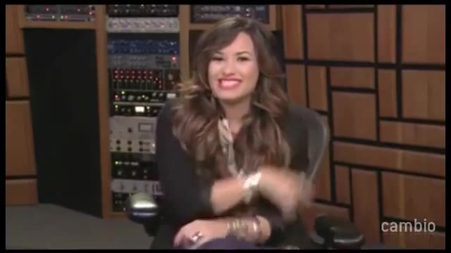 Live Chat w_ Demi Lovato 21 July 2011 Part 1 0148