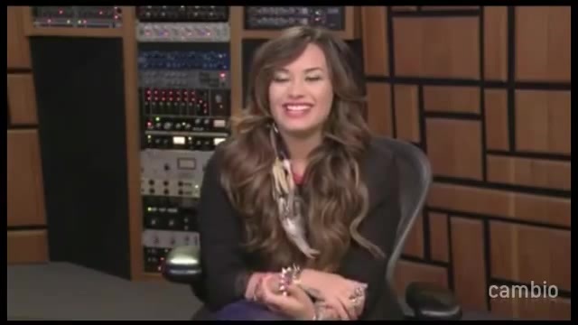 Live Chat w_ Demi Lovato 21 July 2011 Part 1 0152