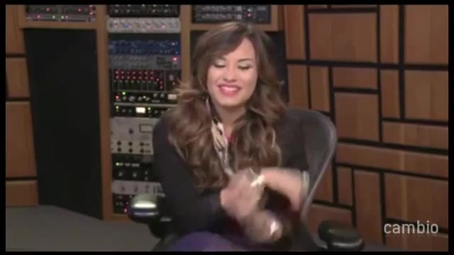Live Chat w_ Demi Lovato 21 July 2011 Part 1 0160 - Demilush - Live Chat with Demi Lovato 21 July 2011