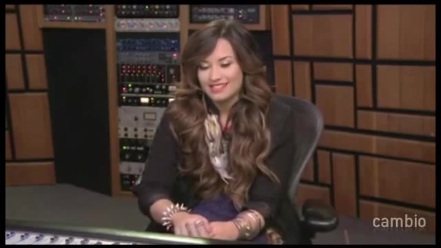 Live Chat w_ Demi Lovato 21 July 2011 Part 1 0577