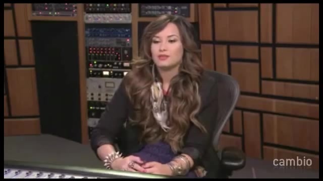 Live Chat w_ Demi Lovato 21 July 2011 Part 1 0593
