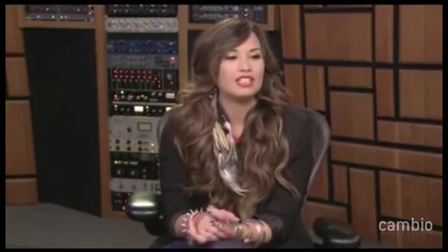 Live Chat w_ Demi Lovato 21 July 2011 Part 1 0192