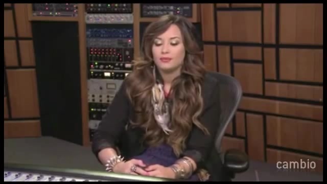 Live Chat w_ Demi Lovato 21 July 2011 Part 1 0599