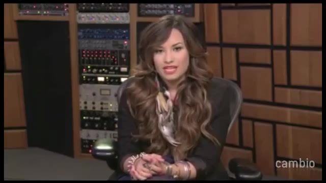 Live Chat w_ Demi Lovato 21 July 2011 Part 1 0211 - Demilush - Live Chat with Demi Lovato 21 July 2011